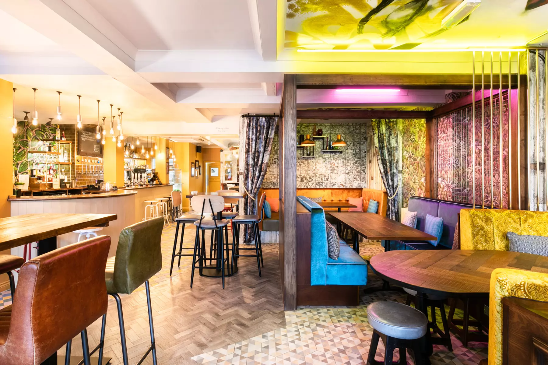 Steak Meal or Burger for Up to 4 at The Crafty Teller in Sherwood