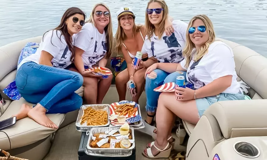 2 or 4-Hour Dolphin and Crab Island Cruise Or 2-Hour Sunset Cruise