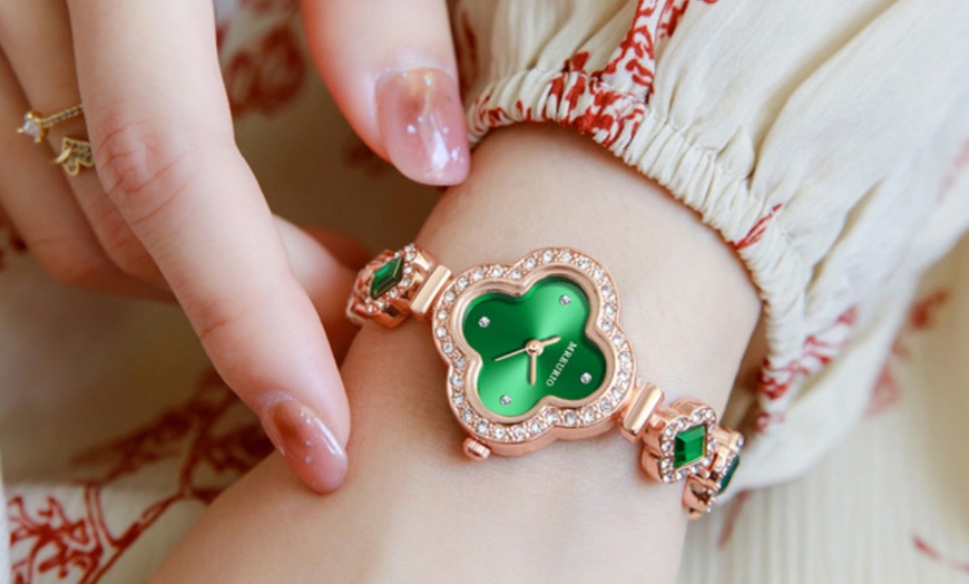 Image 4: Four-leaf Clover Bracelet Quartz Watch