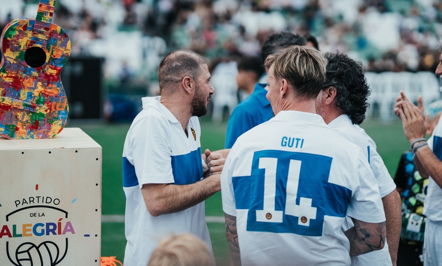 Image 3: Entrada al Partido de la Alegría el 19/6: ¡música y fútbol solidarios!