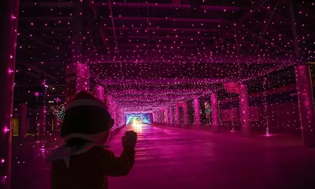 Drive-Thru Christmas Holiday Light Show at Glittering Lights