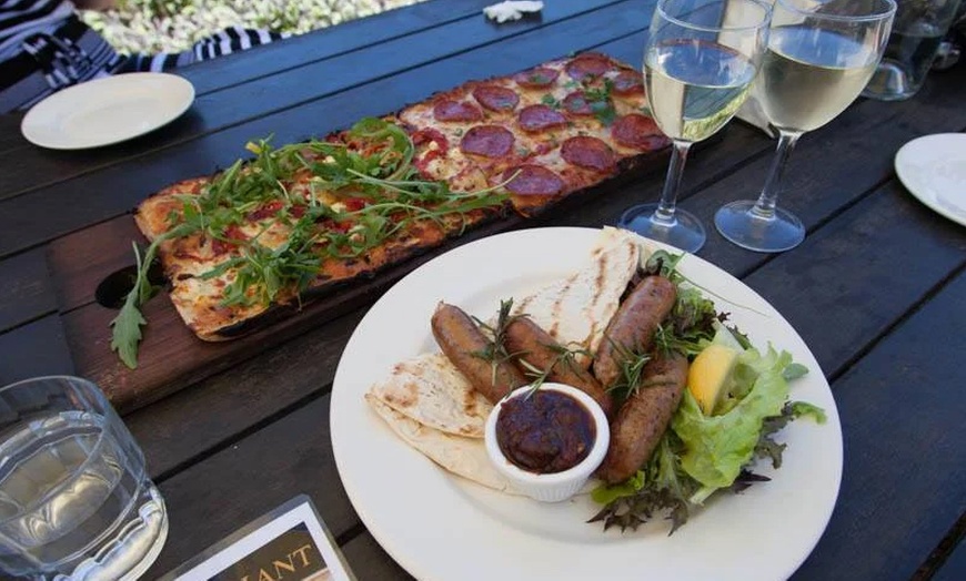 Image 8: Italian Feast with Pizza, Wine & More for Up to 10 People