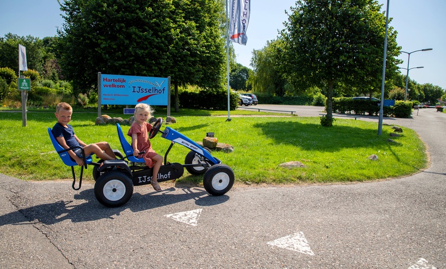 Image 11: Andijk: 3-4 Nächte in der Villa oder Villa Wellness