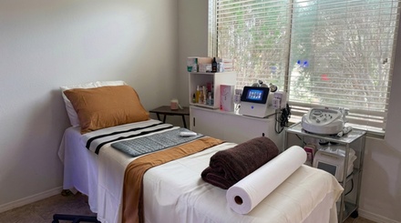 Ultrasonic Cavitation Session For Area Of Choice - 45 Min - Blondish Wellness House by Melanin Monroe