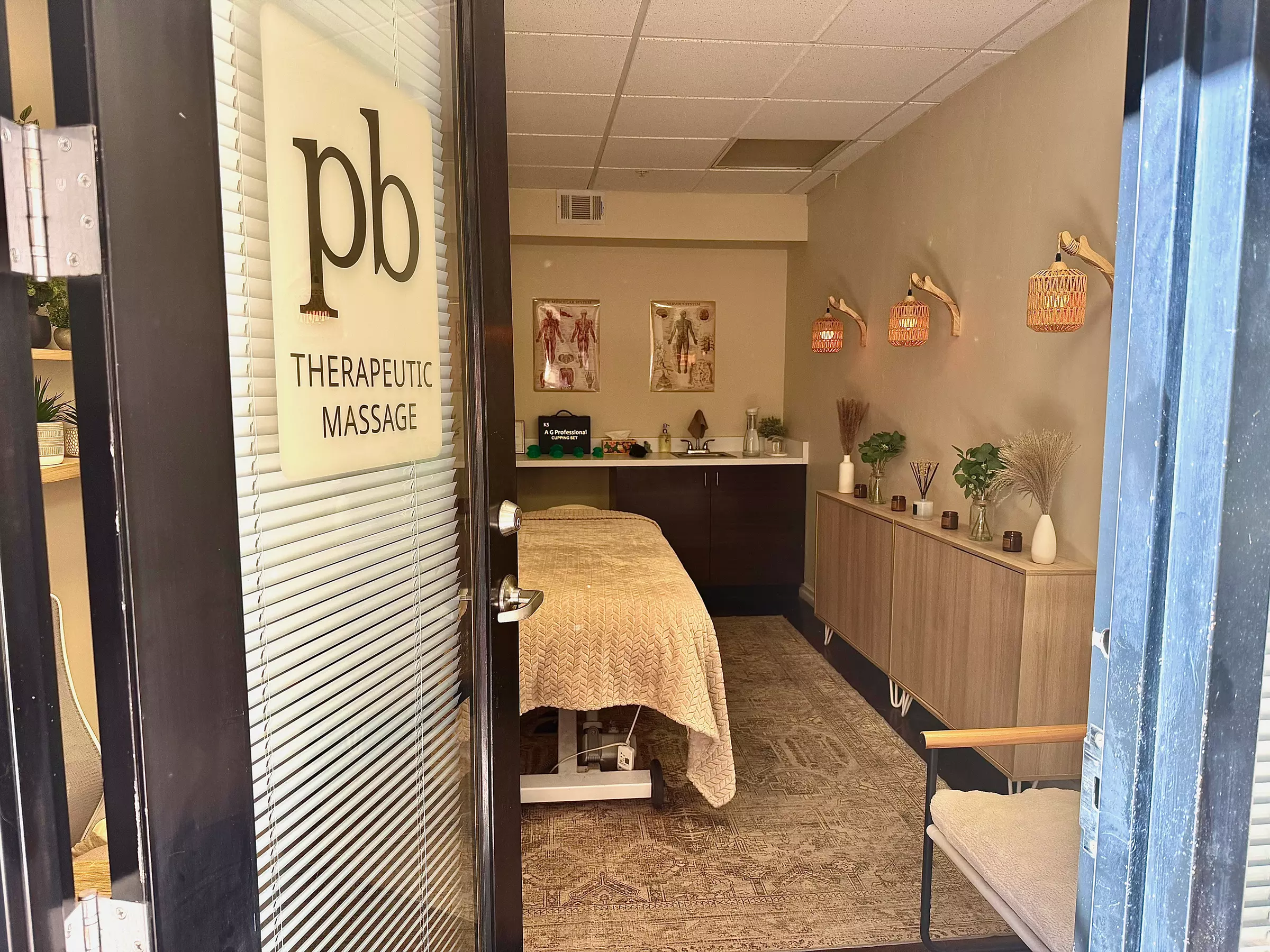 Relax w/ 60-, 90-, / 120-Min: Choice of Deep Tissue or Swedish Massage