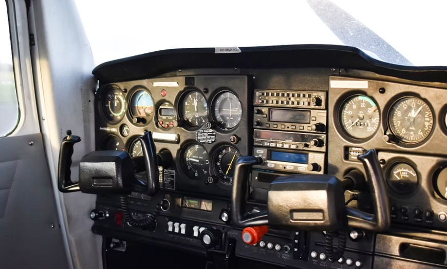 Image 3: Private Flying Experience – 30 or 60-Minute  – For 1 to 3 Passengers