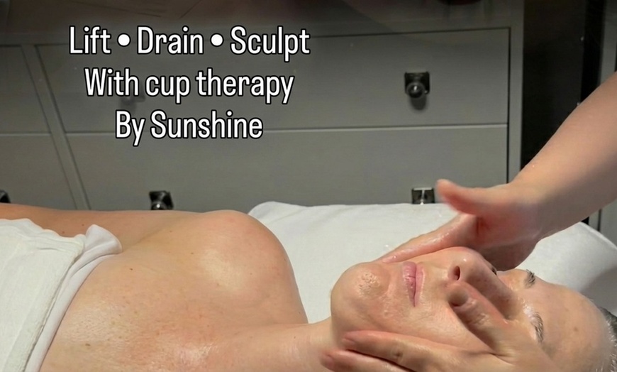 Image 5: Refresh Your Skin with One/Two HydraFacial