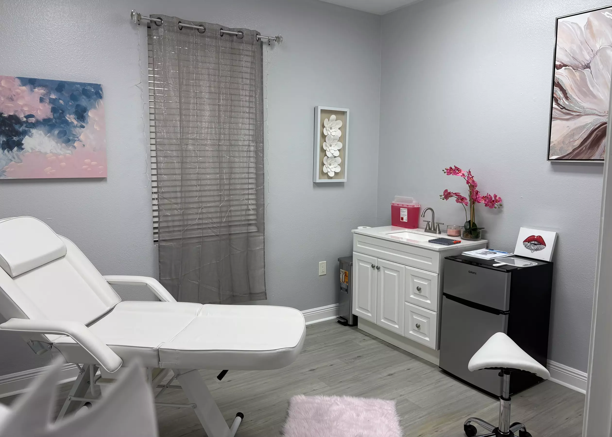20 or 40 Units of Xeomin, One Syringe of Revanesse Lips and More