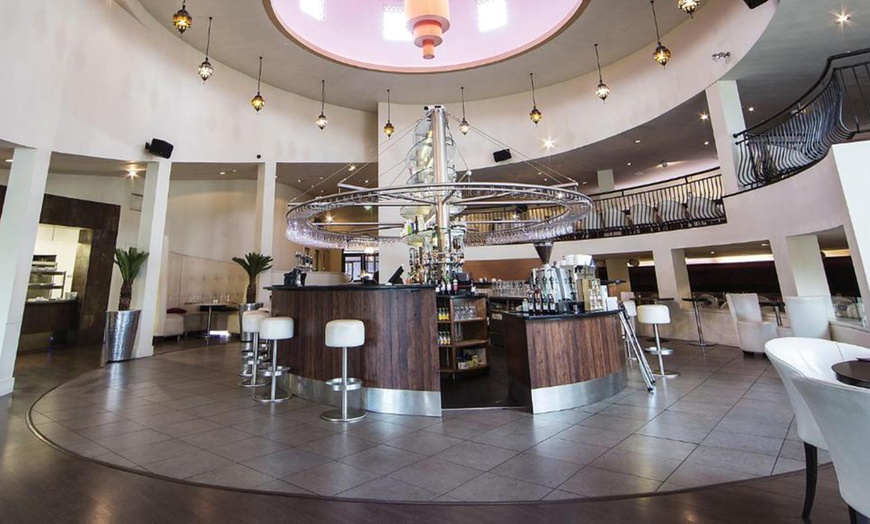 Image 6: 4* Derry: Double Room Stay with Breakfast and a Glass of Prosecco