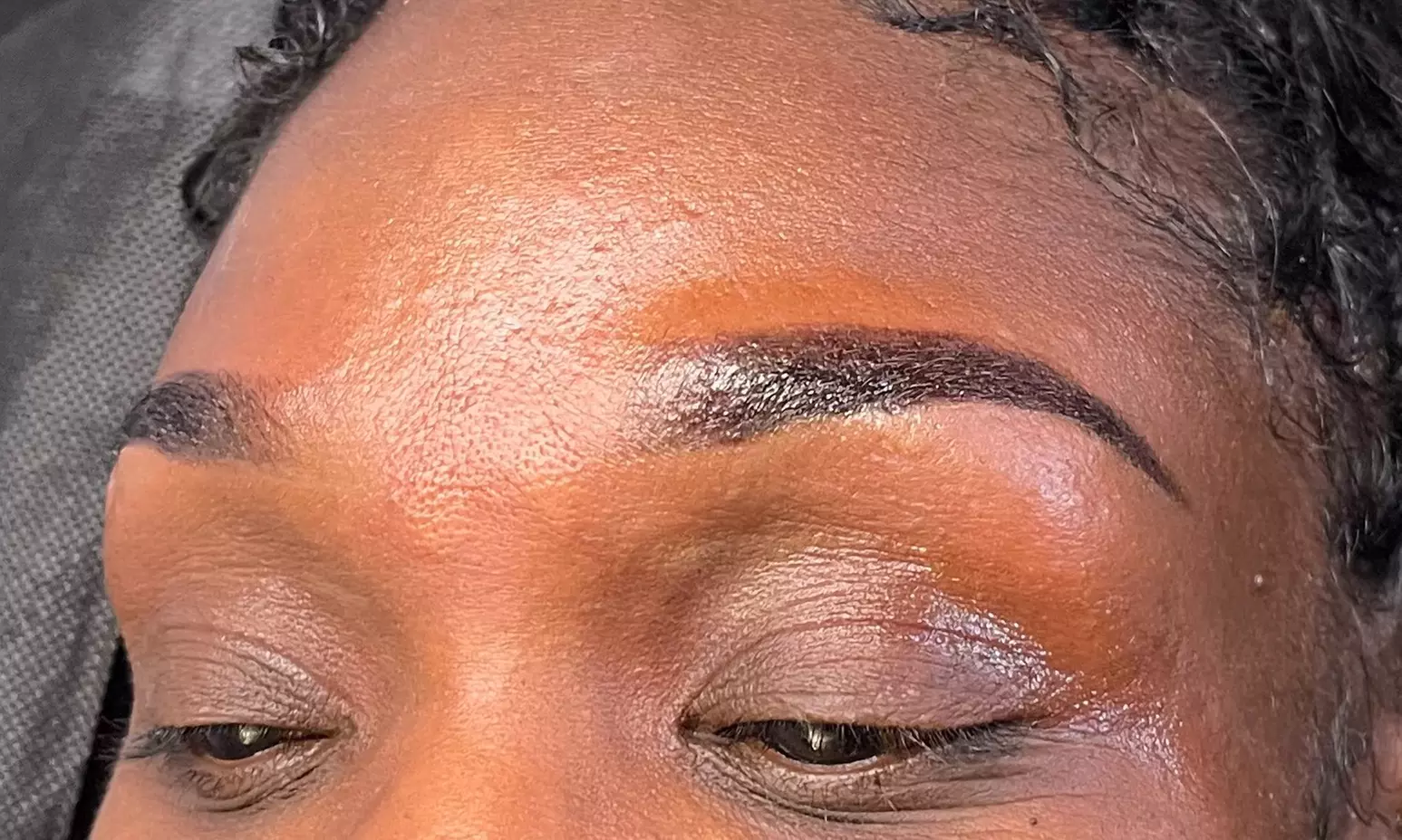 Get Defined Brows with Eyebrow Wax & Tint