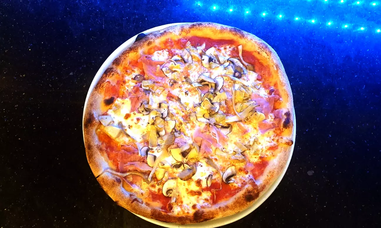 2, 4 oder 6 Pizzen nach Wahl zur Abholung - Authentisch italienisch