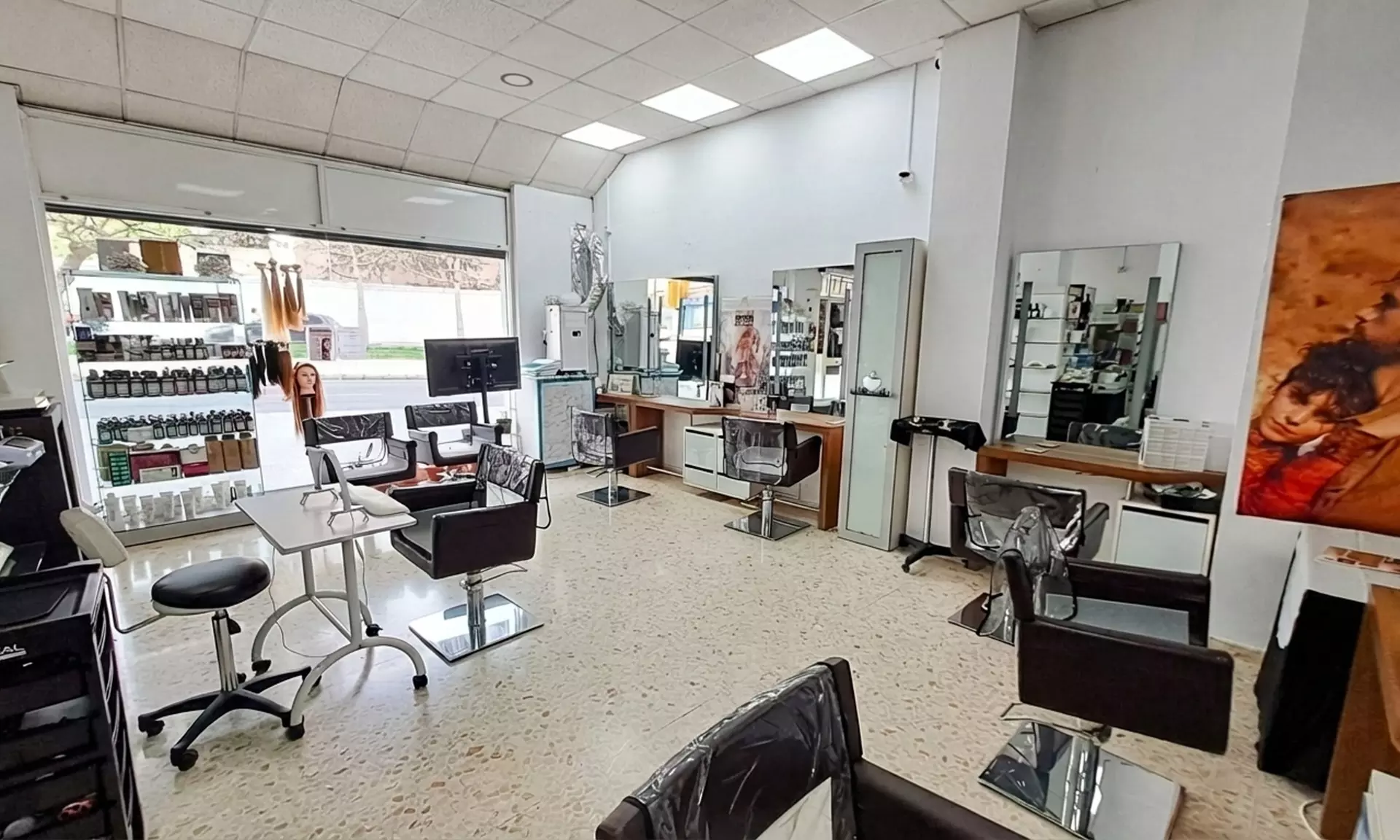 Limpieza básica o profunda con opción a hidrolimpieza facial para 1