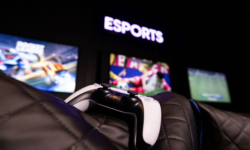 Image 2: 45 oder 90 Min. SOCCERBEAT für 1 Person: Fußballwelt mit 13 Spielzonen für Spiel & Wettbewerb (bis 32% sparen)