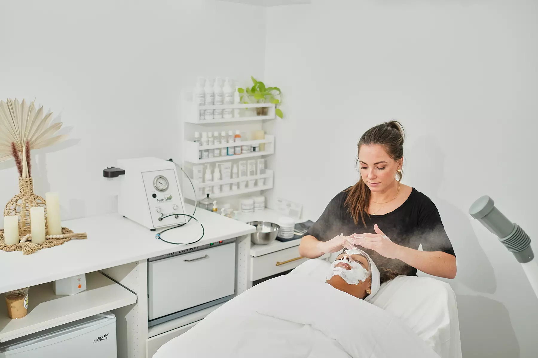 Radiant Skin Awaits: Forma RF Firmness or Organic Vegan LED Radiance