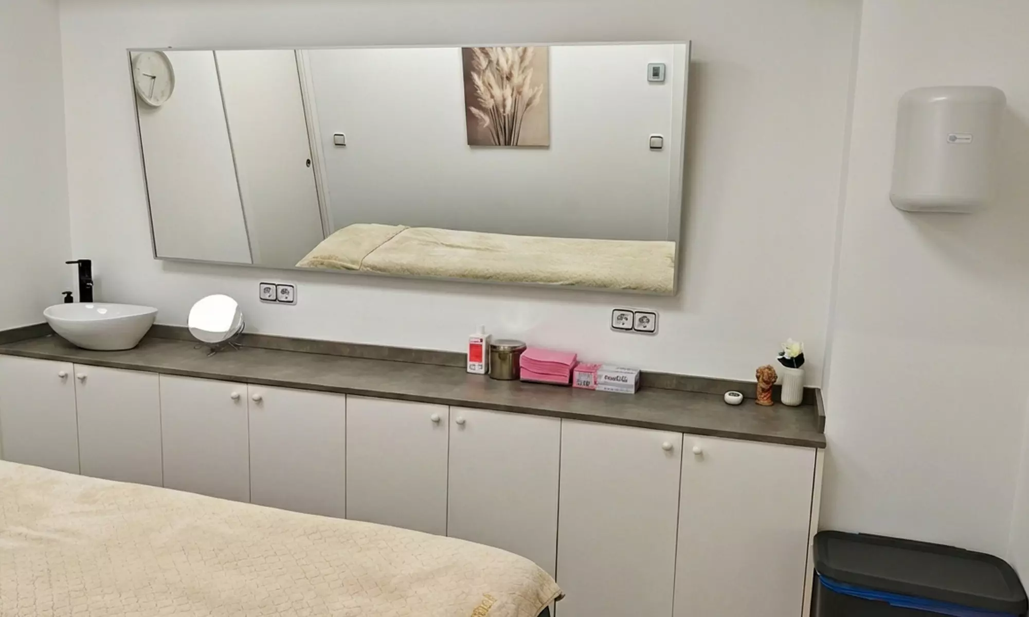 Microneedling dermapen con vitaminas, máscara LED 1 o 2 sesiones