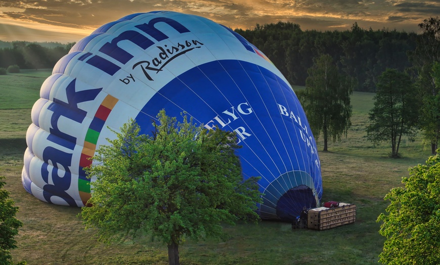 Image 7: Unieś się nad codziennością! Lot balonem w 12 lokalizacjach do wyboru