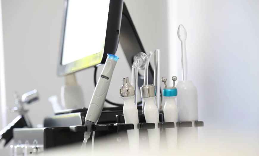 Image 3: One or Three Microneedling Sessions with LED Light Therapy