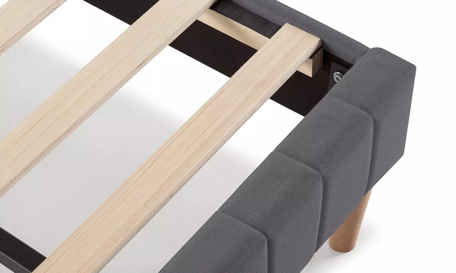 Gepolstertes Bettgestell „Eris“ mit Lattenrost