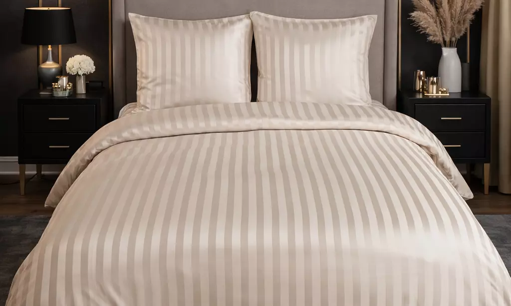 Set di biancheria da letto in raso di microfibra, disponibile in vari colori e dimensioni - Primary Image