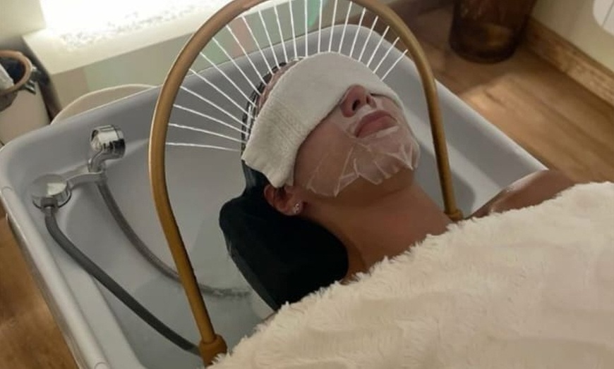 Image 10: Head spa a elegir de hasta 75 min. con masaje, bebida y bombones