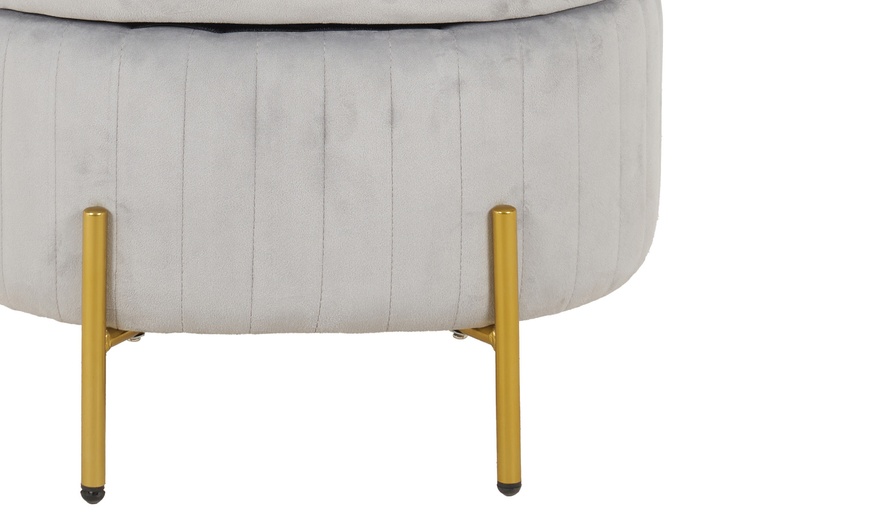 Image 9: Pouf contenitore a divanetto