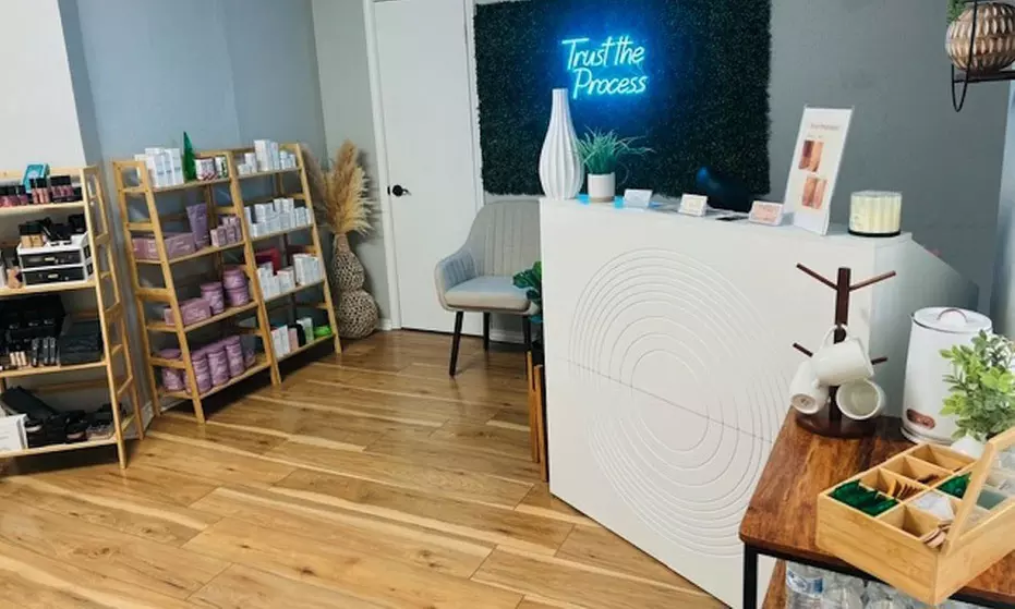 60- or 90-Minute Couples Massage