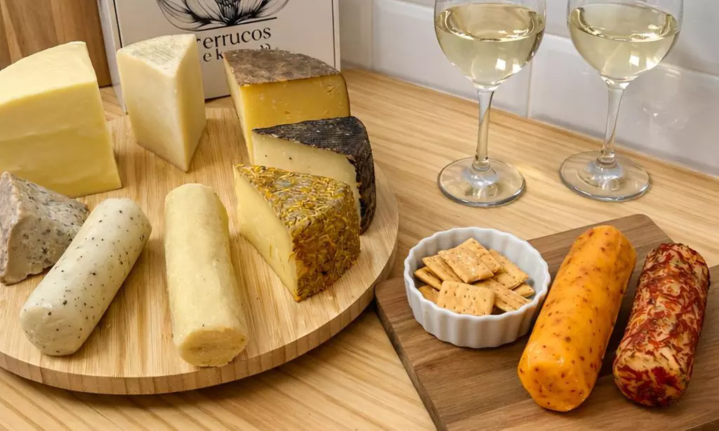 Cata gourmet de 10 quesos de autor para 1 o 2 personas