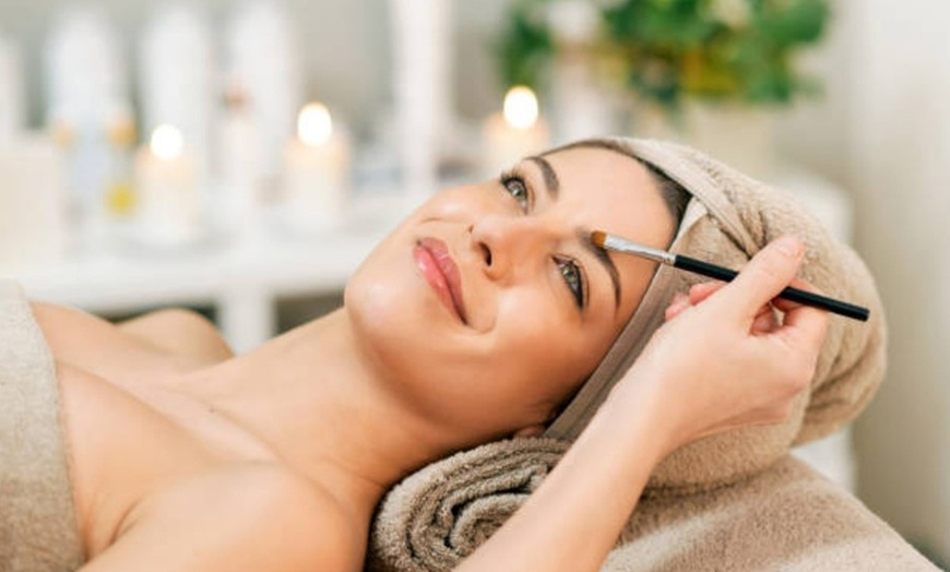 Image 7: Masaje facial o ritual de aguas termales japonés de 90 minutos para 1