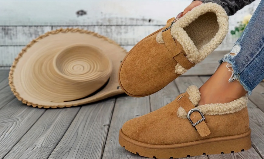 Image 8: Warm Fleece Lined Ankle Boots