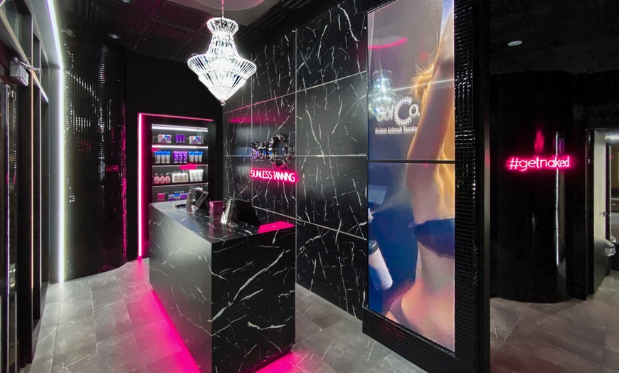 Image 5: Get a Sunless Tan with One Session of Spray Booth Tanning