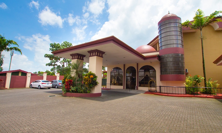 Image 19: ✈ 5-Night Costa Rica Volcano & Cloud Forest Trip w/Air, Car Rental