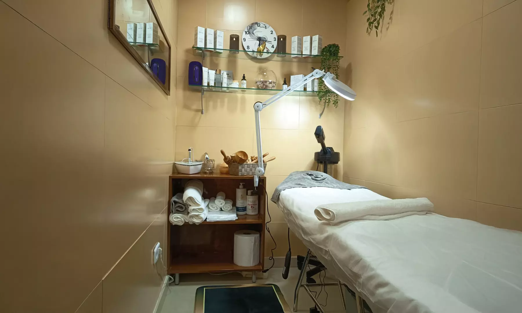 1 o 3 masajes a elegir con opción a reflexología podal