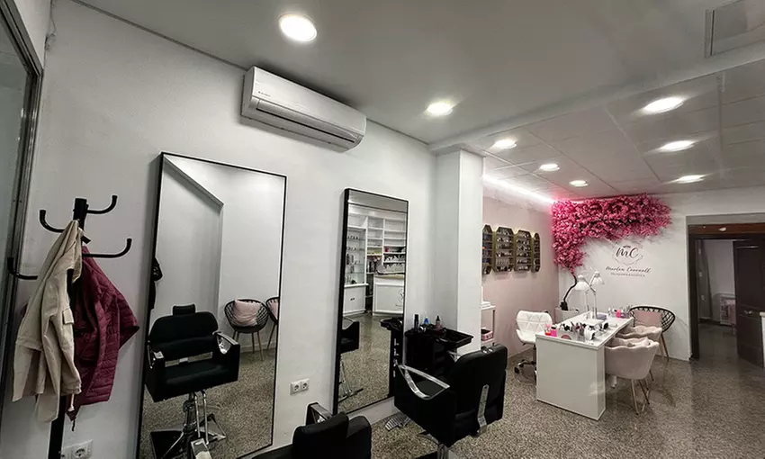 Sesión de peluquería con lavado, masaje, corte, peinado e hidratación