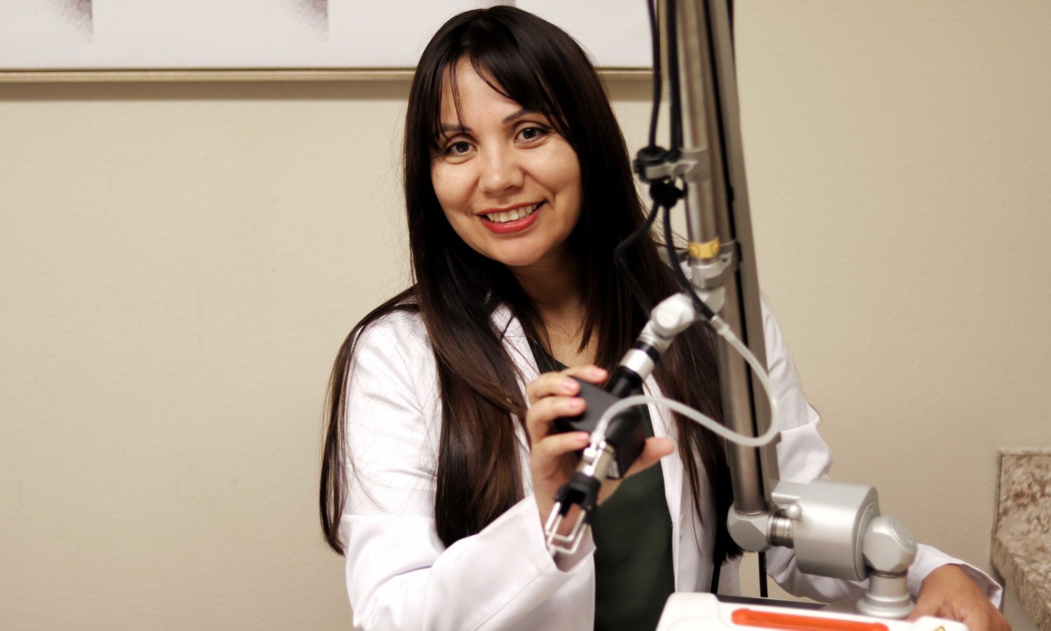 Signature Lux Spray Tans & Retail Gift For A Glowing, Customized Look