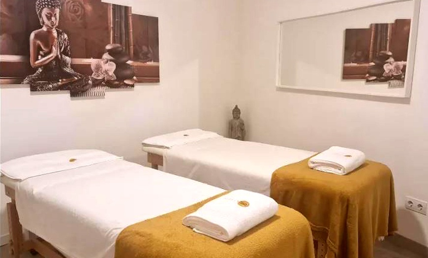 Image 5: Sesión de blefaroplastia en párpados, ojeras o ambos con jet plasma 