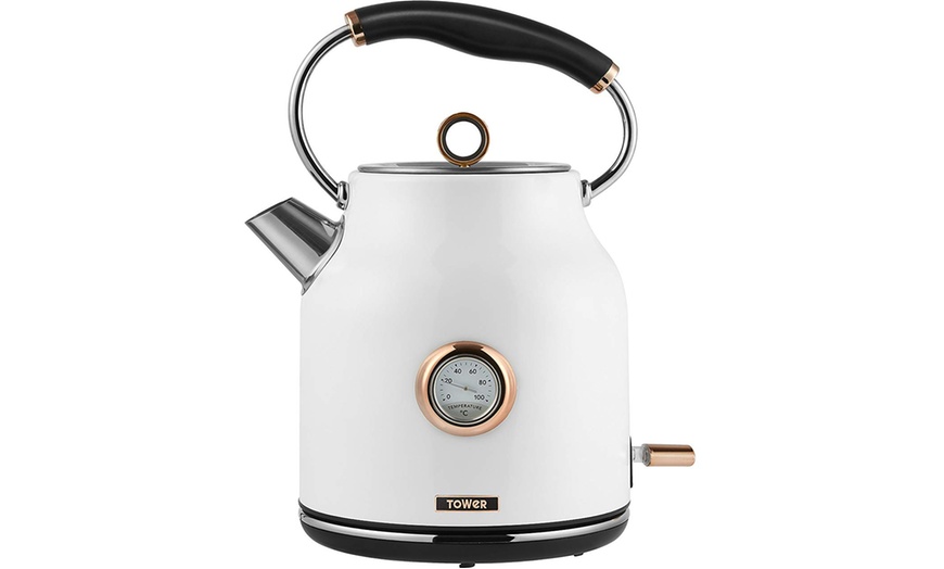 Image 3: Tower Kettle and Toaster