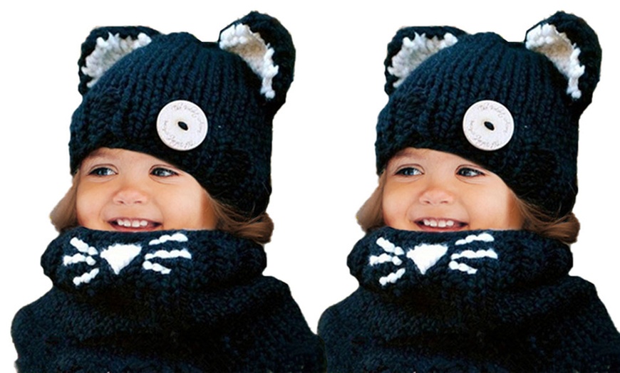 Image 8: Kids' Animal Hat and Scarf Set