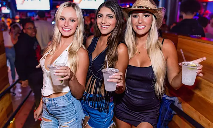 Enjoy 6 Premier Bars, Country Music Acts, Afterparty Access & More