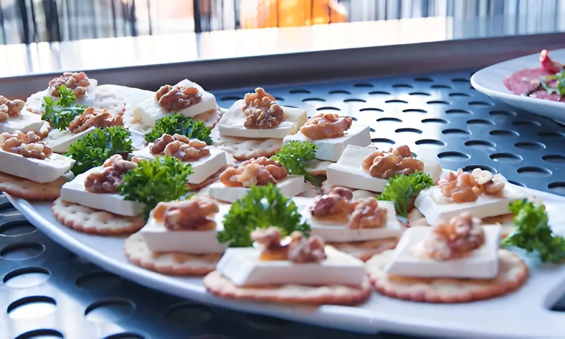 2 uur lang onbeperkt dineren in een historisch hotel