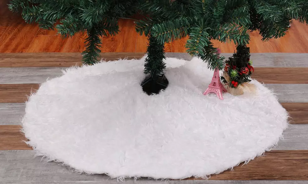 Christmas Tree Skirts & Hanging Ornaments - Fun & Decorative for Christmas