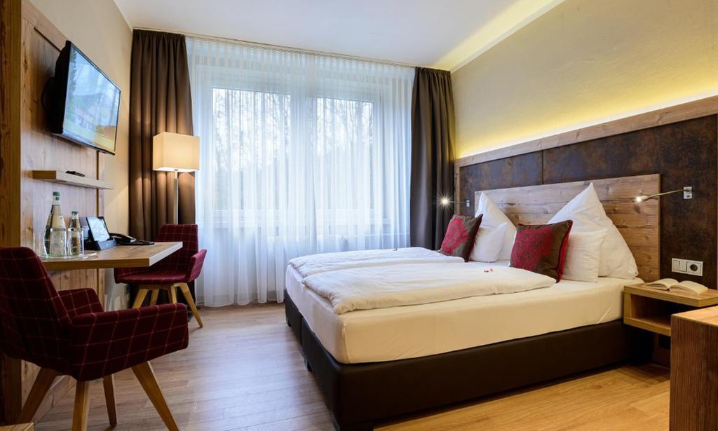 4* Superior-Doppelzimmer im Thüringer Wald mit Verpflegung & Wellness