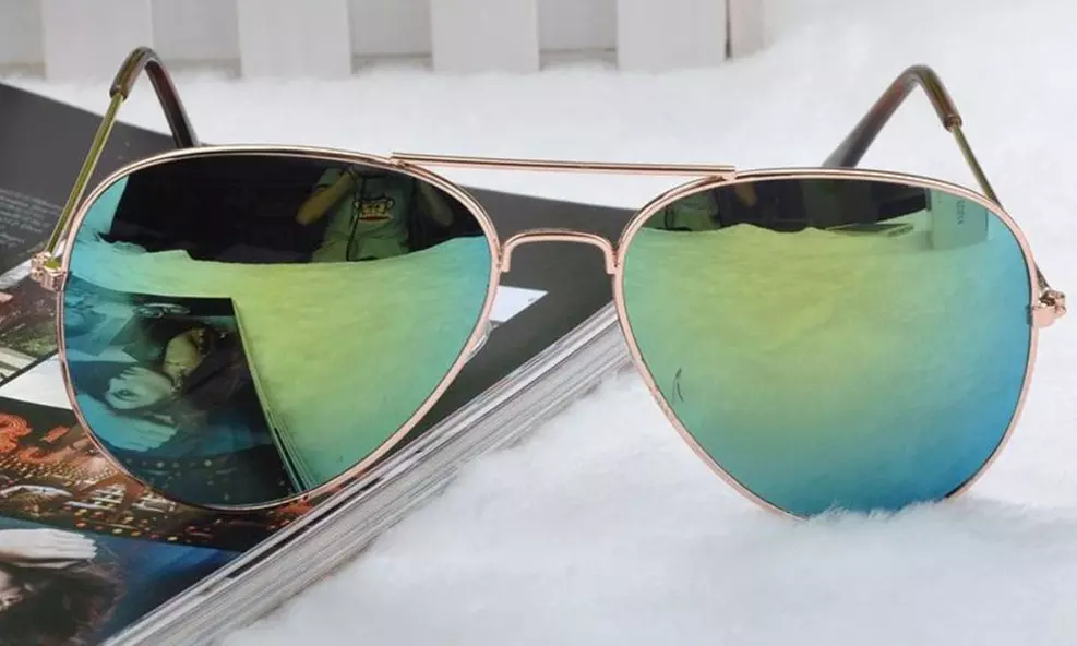 Mirrored Aviator Sunglasses
