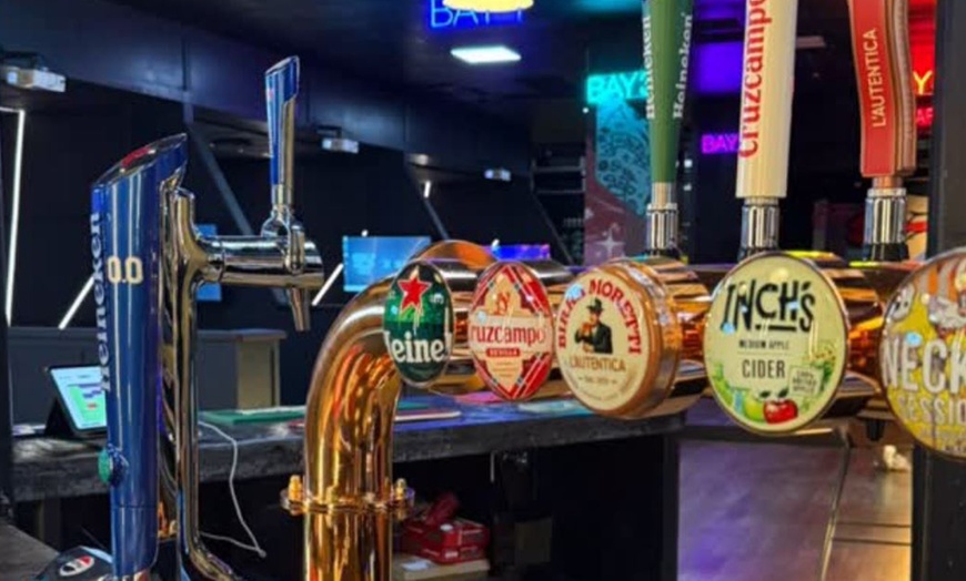 Image 3: 1-Hour TRACKMAN Indoor Golf Simulator for Up to 6 People