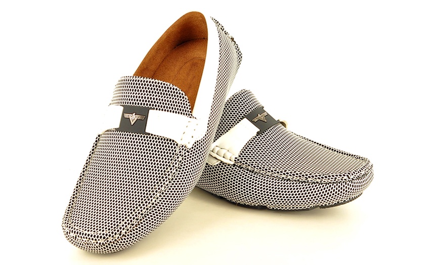 Image 20: Men's Casual Loafers