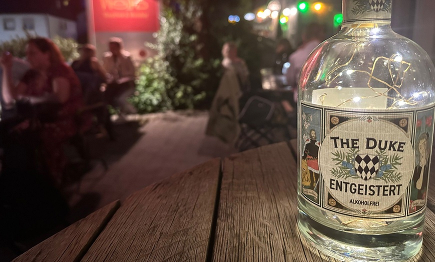 Image 3: Tagesgericht aus aktueller Karte & ein Stück Kuchen für 2 oder 4 Pers.