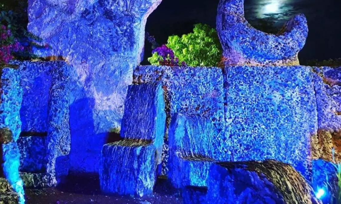 Coral Castle Experience: Explore Miami’s Mysterious Stone Masterpiece
