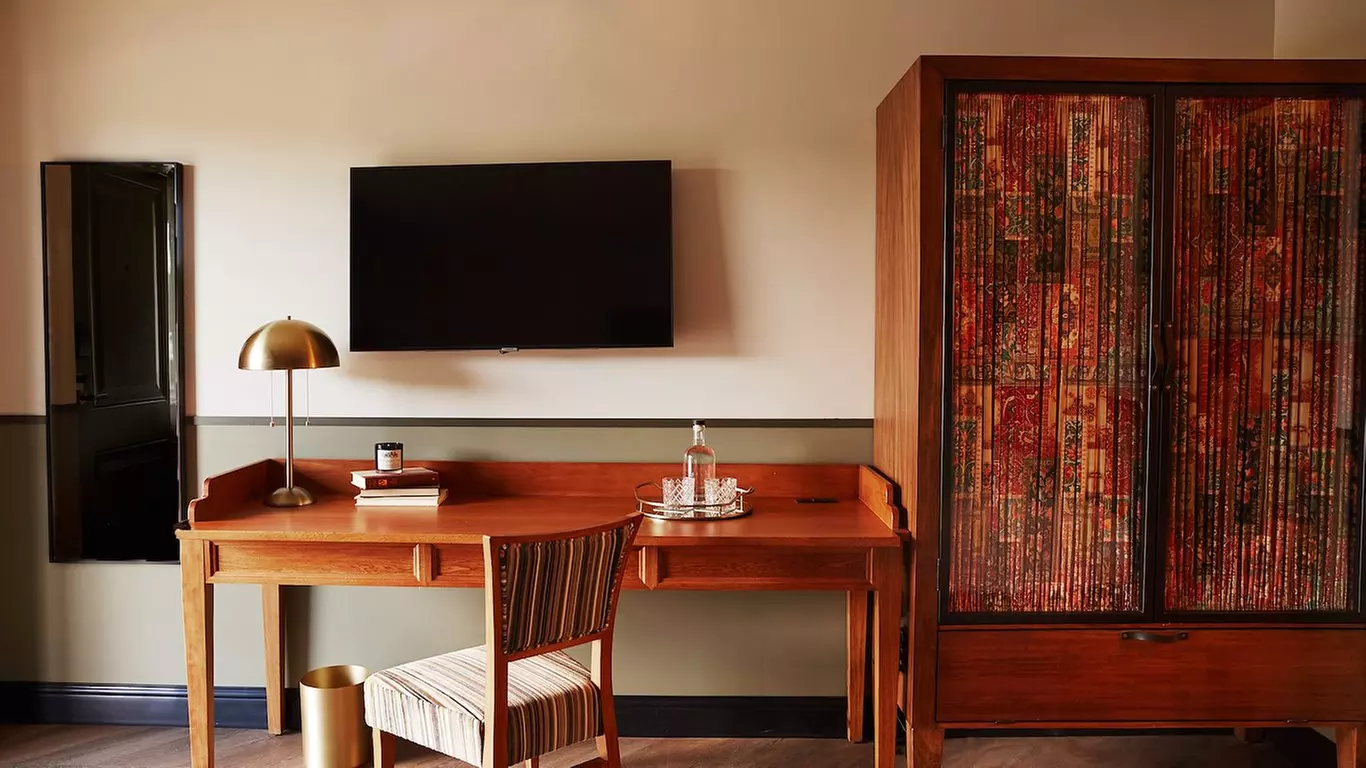 Member's Pricing: Cozy Escape Minutes from Tanglewood & Trails