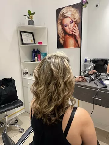 Achieve a New Look with Haircut, Conditioning, Highlight Options! 