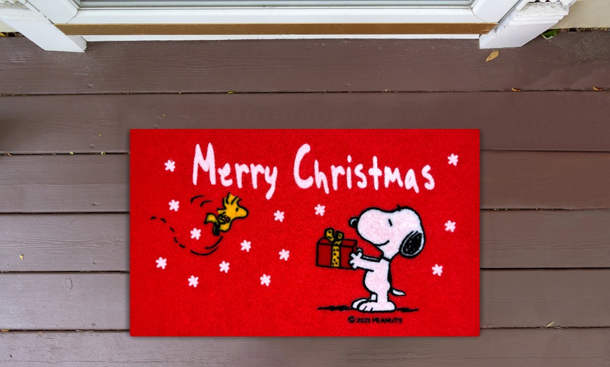 Image 6: 1 of 2 Snoopy deurmatten in kerst-ontwerp