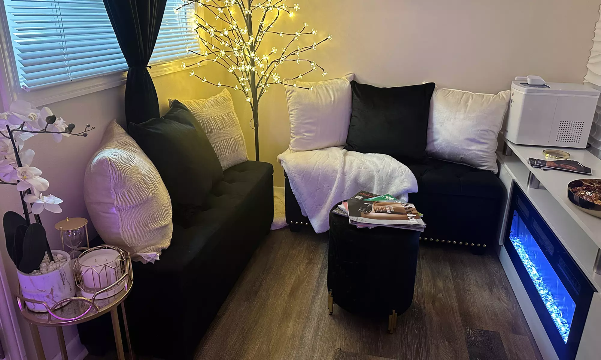 Enhance Your Eyebrows: One or Three Eyebrow Waxing and Tinting Sessions at Mini Beauty Lounge ( Up to 50% Off )